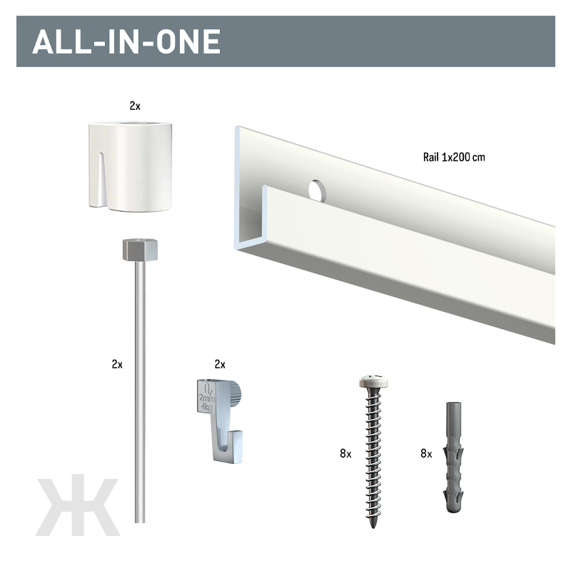 <div>Alt-i-én sættet indeholder alt hvad du skal bruge til ophængning af en Classic galleriskinne. Classic Rail også kaldet en J-Skinne fra Artiteq er en holdbar billedskinne lavet af slidstærkt aluminium af høj kvalitet. Galleriskinnen er 200 cm lang og har en bæreevne på 20 kg/meter. Denne Classic galleriskinne er er en af de mest populære væg ophængnings systemer, der bruges i gallerier, museer og kunstudstillinger. fastgøre skinnen til væggen. Skinnen fastgøres på væggen og derefter kan du montere linerne med billedkrogene og skabe en fleksibel ophængning af dine billeder og malerier. En fleksibel måde at udskifte og rykke rundt på dine maleri og billeder uden at lave nye huller i væggen. Skinnen kan skæres til så den passer væggen.<br><br><b>Dette sæt indeholder:</b><br>1 x 200 cm Classic galleriskinne<br>2 x hvide cylinder kroge<br>2 x 150 cm slider nylonline<br>2 x 4 kg billedkroge<br>8 skruer og rawlplugs<br><br><b></div><div>Tilbehør som passer til Classic Skinnen?</b><br>Alle vores 2 mm sliderliner passer til cylinderkrogen som igen passer til skinnen. Derudover findes der forskellige billedkroge som passer linen.<br><br><br><b>Muligt at afhente i butik - vælges ved checkout</b></div><div><br></div> 