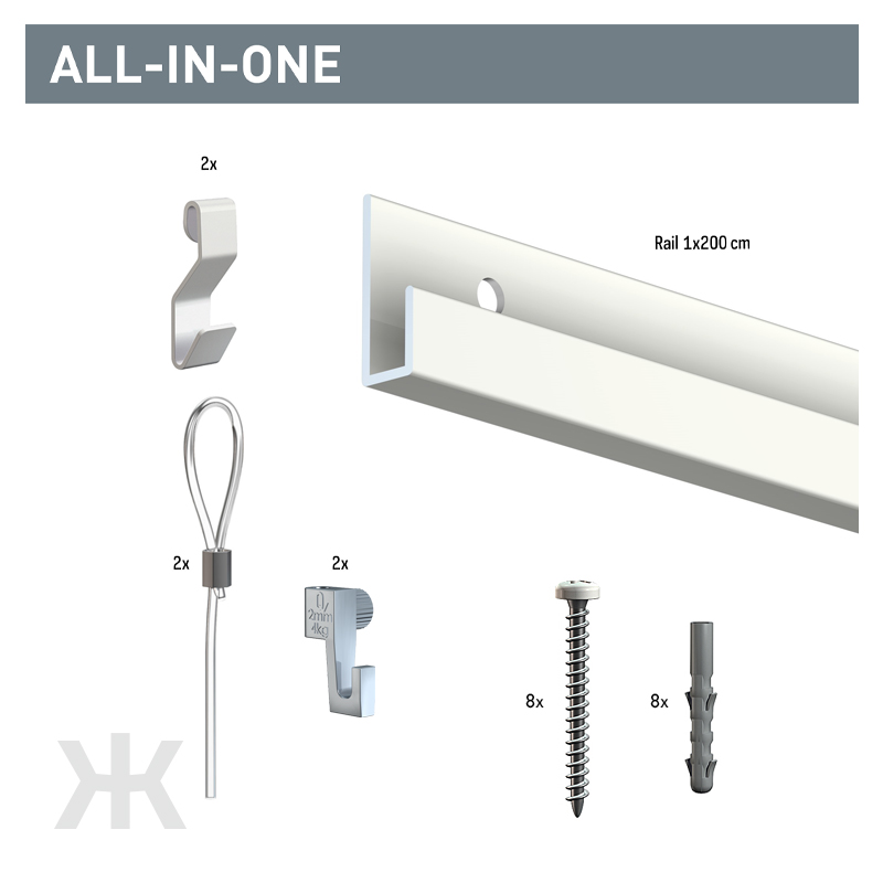 <div>Alt-i-én sættet indeholder alt hvad du skal bruge til ophængning af en Classic galleriskinne. Classic Rail også kaldet en J-Skinne fra Artiteq er en holdbar billedskinne lavet af slidstærkt aluminium af høj kvalitet. Galleriskinnen er 200 cm lang og har en bæreevne på 20 kg/meter. Denne Classic galleriskinne er er en af de mest populære væg ophængnings systemer, der bruges i gallerier, museer og kunstudstillinger. fastgøre skinnen til væggen. Skinnen fastgøres på væggen og derefter kan du montere linerne med billedkrogene og skabe en fleksibel ophængning af dine billeder og malerier. En fleksibel måde at udskifte og rykke rundt på dine maleri og billeder uden at lave nye huller i væggen. Skinnen kan skæres til så den passer væggen.<br><br><b>Dette sæt indeholder:</b><br>1 x 200 cm Classic galleriskinne<br>2 x hvide s-kroge<br>2 x 150 cm løkke nylonline<br>2 x 4 kg billedkroge<br>8 skruer og rawlplugs<br><br><b></div><div>Tilbehør som passer til Classic Skinnen?</b><br>Alle vores 2 mm løkkeliner passer til s-krogen som igen passer til skinnen. Derudover findes der forskellige billedkroge som passer linen.<br><br><br><b>Muligt at afhente i butik - vælges ved checkout</b></div><div><br></div> 