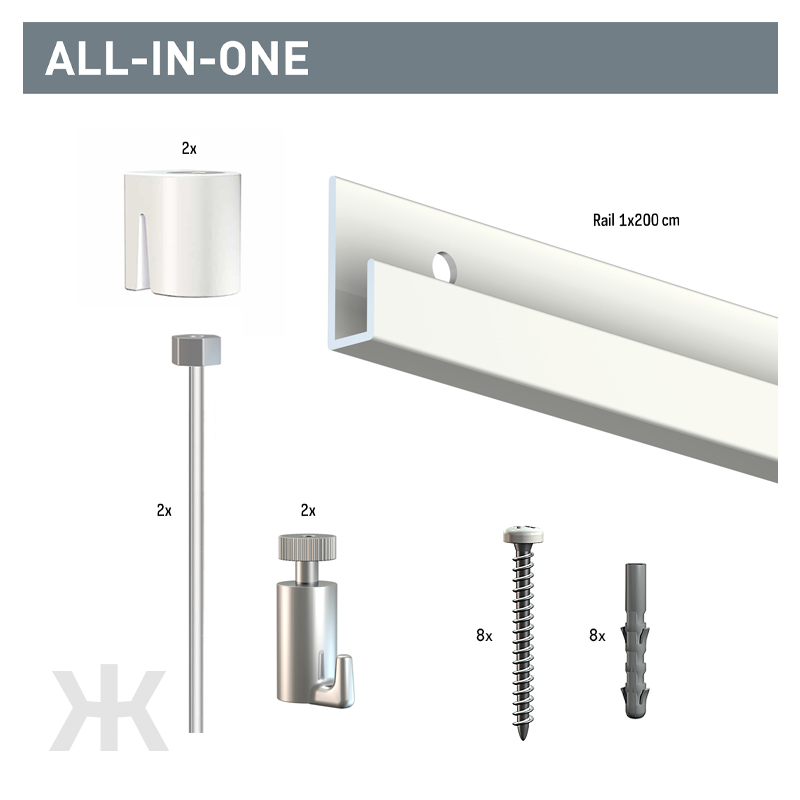 Alt-i-én sættet indeholder alt hvad du skal bruge til ophængning af en Classic galleriskinne. Classic Rail også kaldet en J-Skinne fra Artiteq er en holdbar billedskinne lavet af slidstærkt aluminium af høj kvalitet. Galleriskinnen er 200 cm lang og har en bæreevne på 20 kg/meter. Denne Classic galleriskinne er er en af de mest populære væg ophængnings systemer, der bruges i gallerier, museer og kunstudstillinger. fastgøre skinnen til væggen. Skinnen fastgøres på væggen og derefter kan du montere linerne med billedkrogene og skabe en fleksibel ophængning af dine billeder og malerier. En fleksibel måde at udskifte og rykke rundt på dine maleri og billeder uden at lave nye huller i væggen. Skinnen kan skæres til så den passer væggen.<br><br><b>Dette sæt indeholder:</b><br>1 x 200 cm Classic galleriskinne<br>2 x hvide cylinder kroge<br>2 x 150 cm slider nylonline<br>2 x 15 kg billedkroge<br>8 skruer og rawlplugs<br><br><b>Tilbehør som passer til Classic Skinnen?</b><br>Alle vores 2 mm sliderliner passer til cylinderkrogen som igen passer til skinnen. Derudover findes der forskellige billedkroge som passer linen.<br><br><br><b>Muligt at afhente i butik - vælges ved checkout</b>